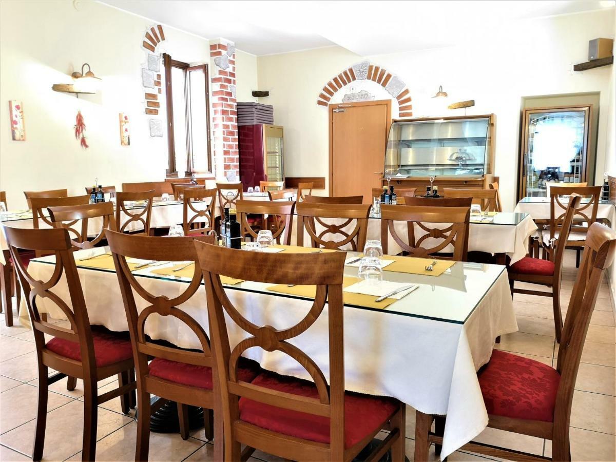 Antica Locanda Il Girasole Monza Exterior photo